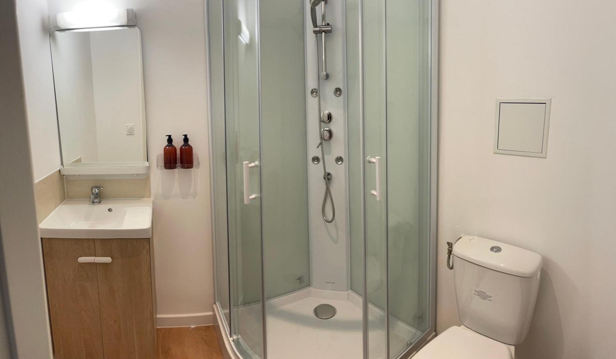 Edenly Stay Saint-Quentin  Chambre photo